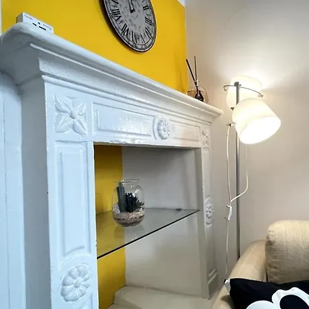 Cozy Loft On Two Levels 15 Mins From Duomo *
