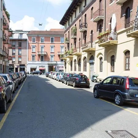 Apartment Cozy Loft On Two Levels 15 Mins From Duomo